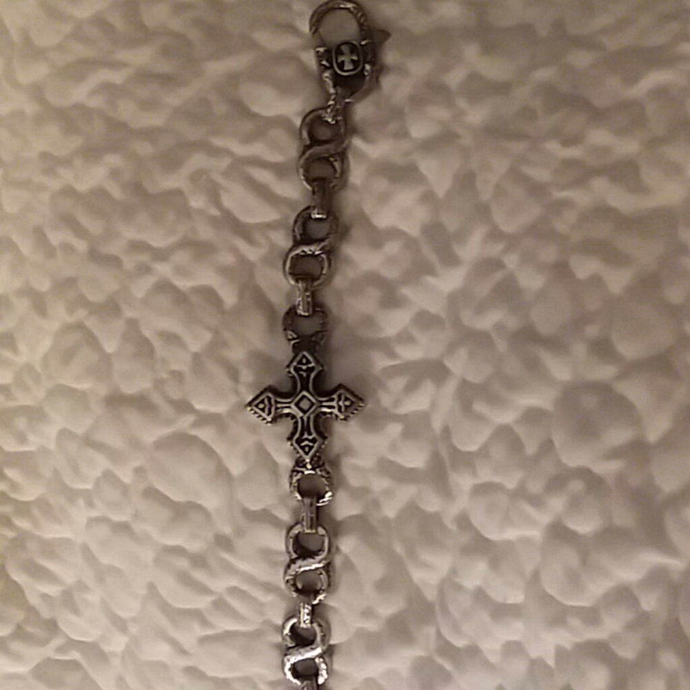 Man's heavy metel bracelet